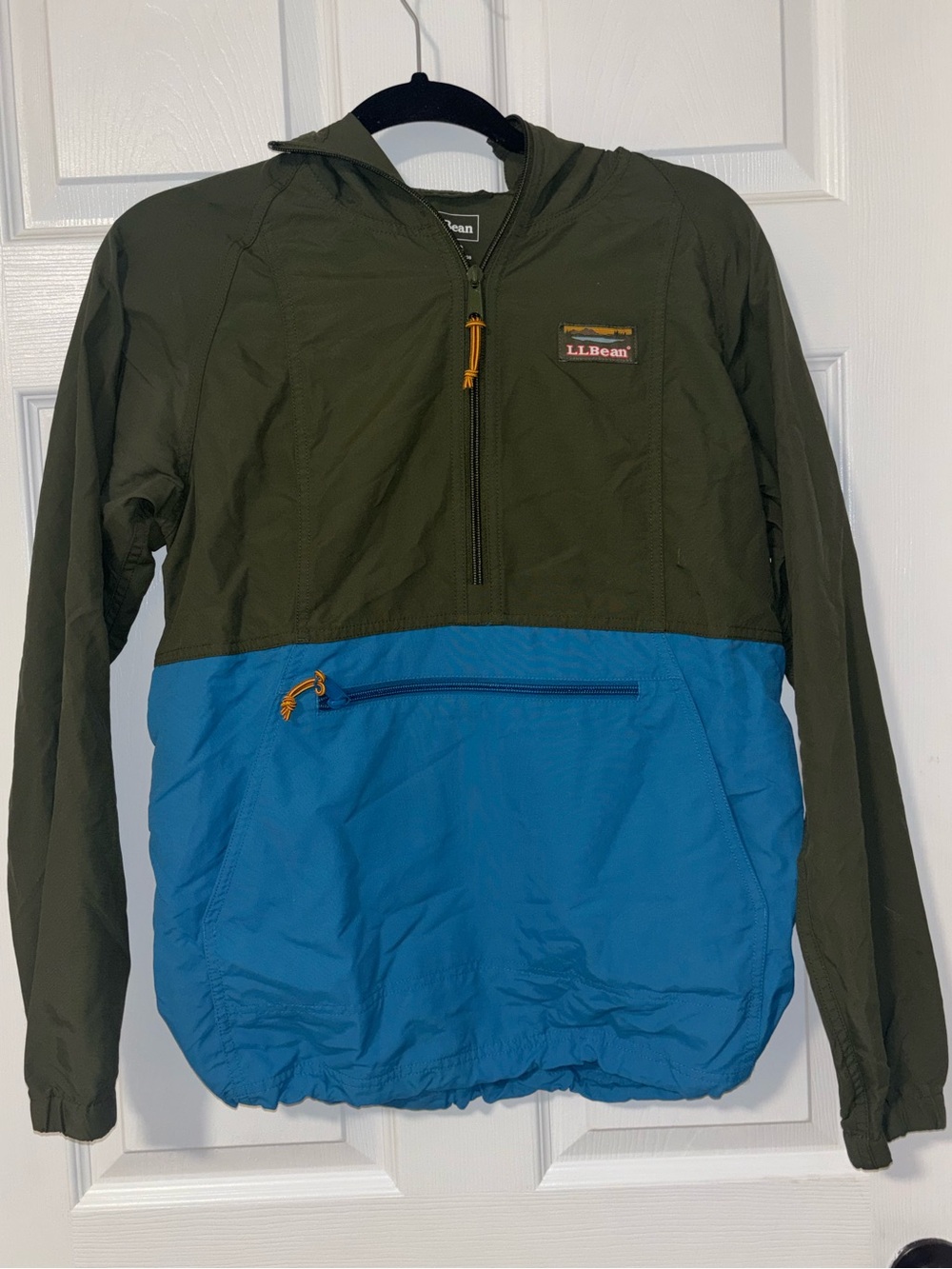 L.L.Bean Olive Green Pullover Jacket with Blue Trim